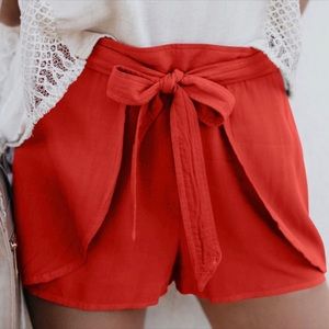 NWOT - Juneberry Camila Tie Waist Shorts